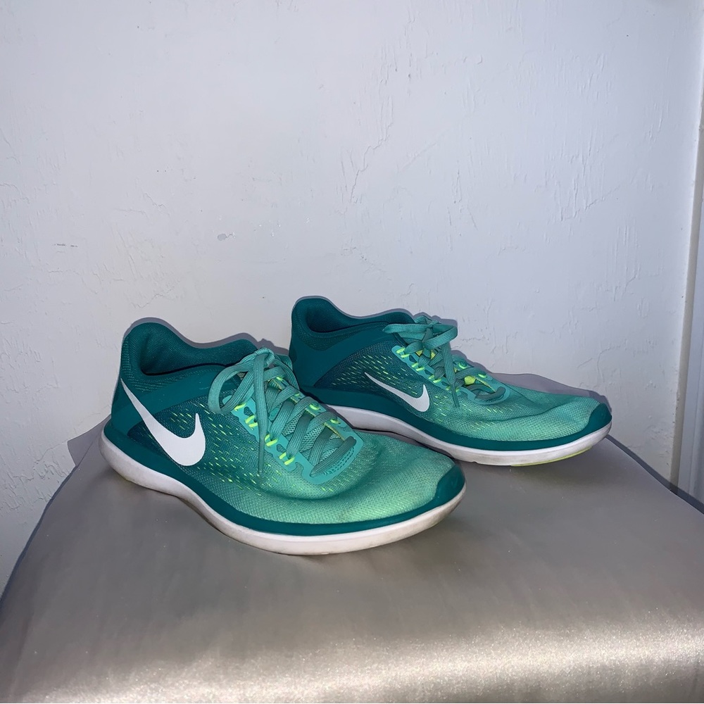 Nike Flex 2016 Rn Running Shoes